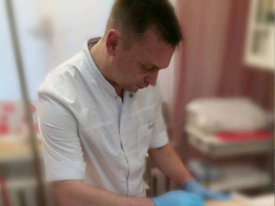 Мастер мужского шугаринга, Сергей